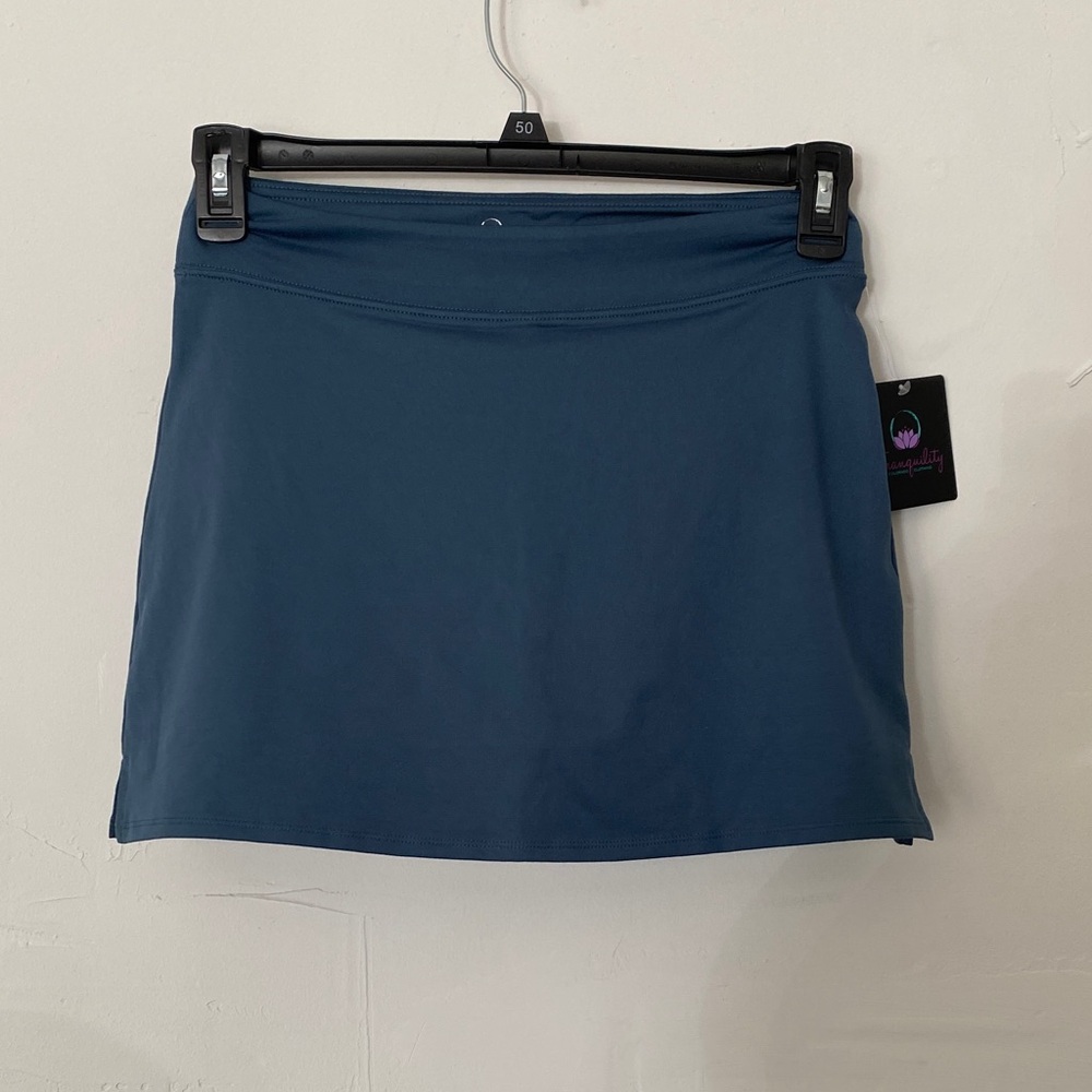 TRANQUILITY Blue Ocean Skort Skirt Shorts XS NWT Pull-On Activewear